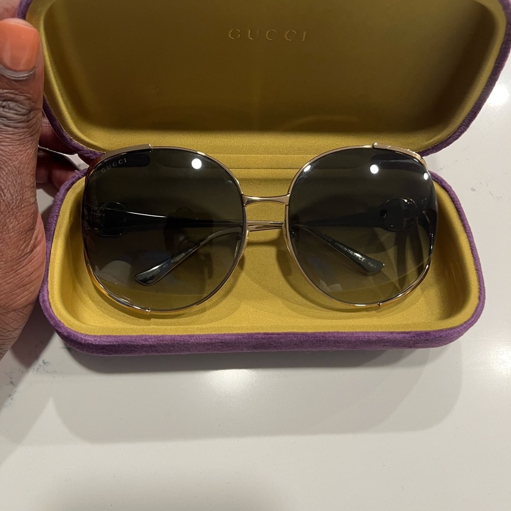 Unisex gucci glasses